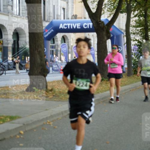 07.09.2025 - BARMER Alsterlauf Yannick Fuchs http://msf.ph/oto/8800341 07.09.2025 11:48:32 Laufen 1224 meine-sportfotos.de