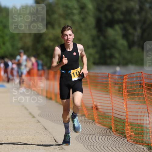 07.09.2025 - 19. Norderstedt Triathlon Michael Strokosch http://msf.ph/oto/8800378 07.09.2025 12:00:58 Laufen 284, 1152 meine-sportfotos.de