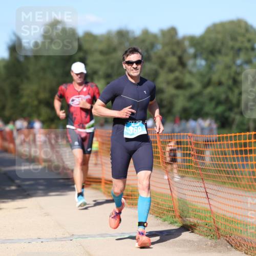07.09.2025 - 19. Norderstedt Triathlon Michael Strokosch http://msf.ph/oto/8800382 07.09.2025 14:50:19 Laufen 369, 960 meine-sportfotos.de