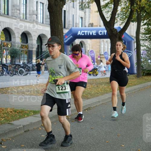 07.09.2025 - BARMER Alsterlauf Yannick Fuchs http://msf.ph/oto/8800392 07.09.2025 11:48:35 Laufen 10, 1231, 1024 meine-sportfotos.de