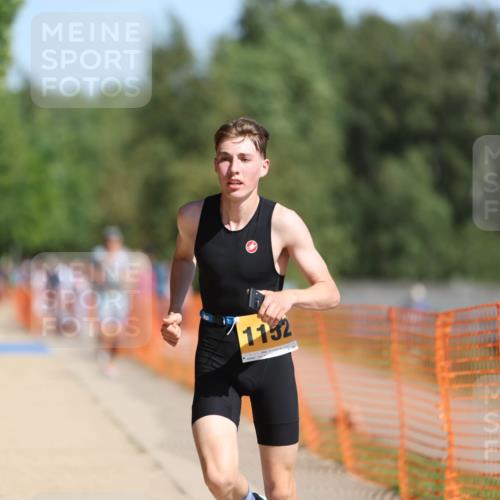 07.09.2025 - 19. Norderstedt Triathlon Michael Strokosch http://msf.ph/oto/8800397 07.09.2025 12:00:59 Laufen 1152 meine-sportfotos.de