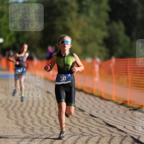 07.09.2025 - 19. Norderstedt Triathlon Michael Strokosch http://msf.ph/oto/8800417 07.09.2025 09:14:05 Laufen 30, 51 meine-sportfotos.de