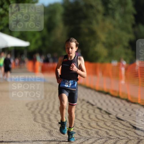 07.09.2025 - 19. Norderstedt Triathlon Michael Strokosch http://msf.ph/oto/8800475 07.09.2025 09:14:08 Laufen 30, 51 meine-sportfotos.de