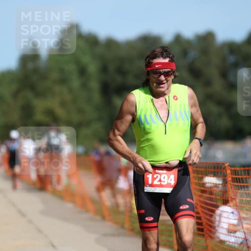 07.09.2025 - 19. Norderstedt Triathlon Michael Strokosch http://msf.ph/oto/8800490 07.09.2025 12:30:32 Laufen 303, 1294 meine-sportfotos.de