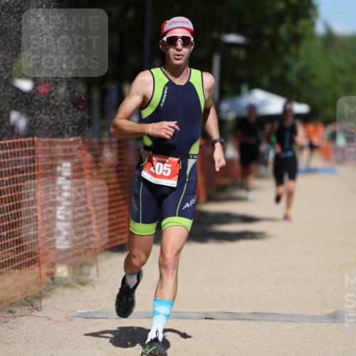 07.09.2025 - 19. Norderstedt Triathlon Michael Strokosch http://msf.ph/oto/8800515 07.09.2025 13:08:21 Laufen 205, 212, 759 meine-sportfotos.de