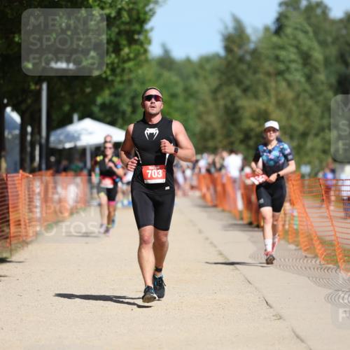 07.09.2025 - 19. Norderstedt Triathlon Michael Strokosch http://msf.ph/oto/8800549 07.09.2025 12:30:38 Laufen 303, 703, 822, 1343 meine-sportfotos.de