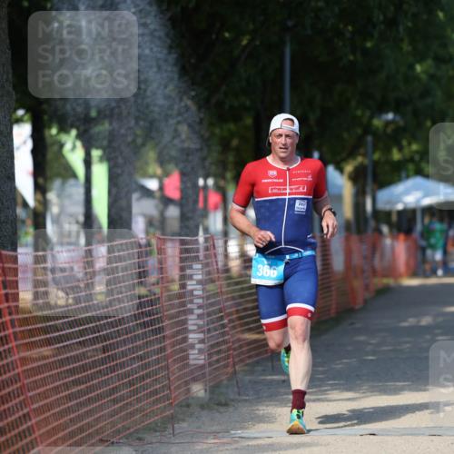 07.09.2025 - 19. Norderstedt Triathlon Michael Strokosch http://msf.ph/oto/8800557 07.09.2025 14:50:44 Laufen 366, 872 meine-sportfotos.de