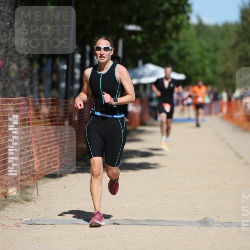 07.09.2025 - 19. Norderstedt Triathlon Michael Strokosch http://msf.ph/oto/8800567 07.09.2025 13:08:26 Laufen 282, 759, 1212 meine-sportfotos.de