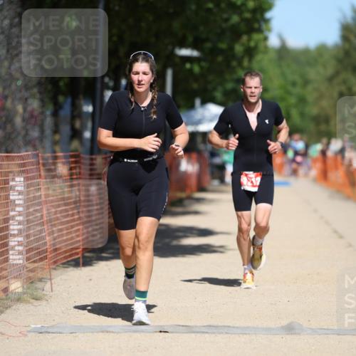 07.09.2025 - 19. Norderstedt Triathlon Michael Strokosch http://msf.ph/oto/8800665 07.09.2025 13:08:29 Laufen 282, 759, 1212 meine-sportfotos.de