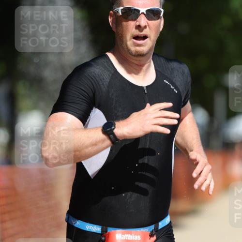 07.09.2025 - 19. Norderstedt Triathlon Michael Strokosch http://msf.ph/oto/8800708 07.09.2025 12:30:48 Laufen 822, 1280 meine-sportfotos.de