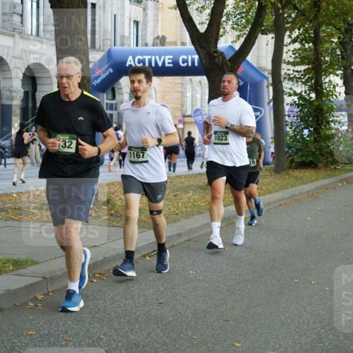 07.09.2025 - BARMER Alsterlauf Yannick Fuchs http://msf.ph/oto/8800717 07.09.2025 11:49:04 Laufen 32, 1167, 1023, 19, 1252 meine-sportfotos.de