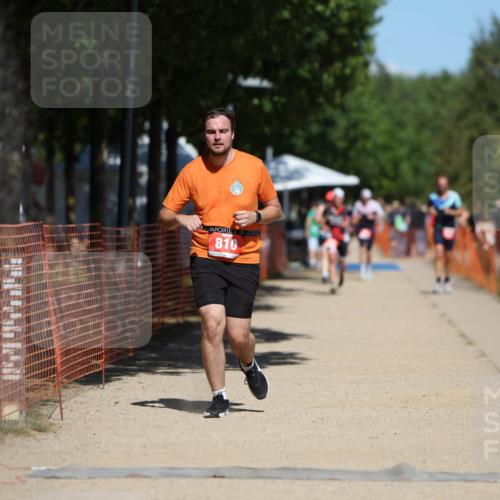 07.09.2025 - 19. Norderstedt Triathlon Michael Strokosch http://msf.ph/oto/8800719 07.09.2025 13:08:41 Laufen 810 meine-sportfotos.de