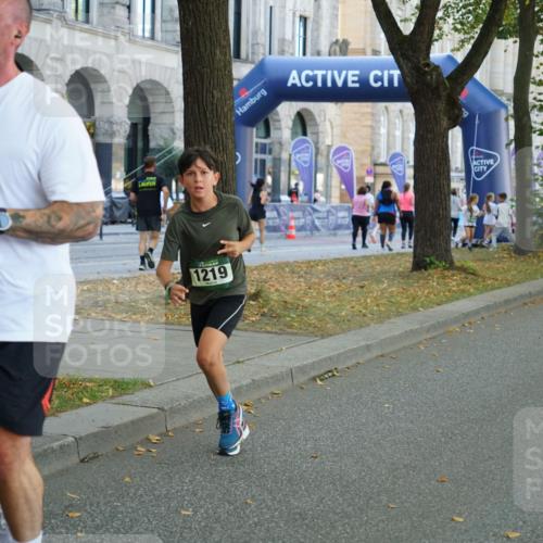 07.09.2025 - BARMER Alsterlauf Yannick Fuchs http://msf.ph/oto/8800749 07.09.2025 11:49:06 Laufen 1023, 1219, 1248, 125 meine-sportfotos.de