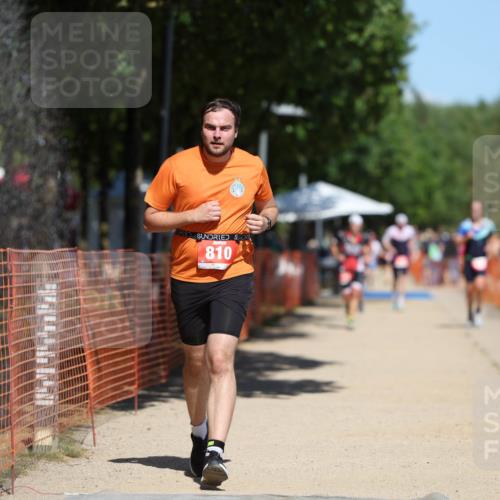 07.09.2025 - 19. Norderstedt Triathlon Michael Strokosch http://msf.ph/oto/8800755 07.09.2025 13:08:42 Laufen 810 meine-sportfotos.de
