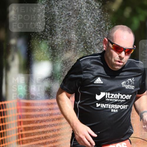 07.09.2025 - 19. Norderstedt Triathlon Michael Strokosch http://msf.ph/oto/8800759 07.09.2025 12:01:19 Laufen 796, 1208, 1348 meine-sportfotos.de
