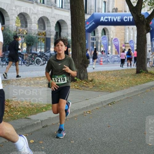 07.09.2025 - BARMER Alsterlauf Yannick Fuchs http://msf.ph/oto/8800766 07.09.2025 11:49:07 Laufen 1219 meine-sportfotos.de