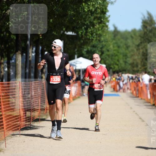 07.09.2025 - 19. Norderstedt Triathlon Michael Strokosch http://msf.ph/oto/8800781 07.09.2025 12:30:55 Laufen 710, 1300, 1320, 1372 meine-sportfotos.de