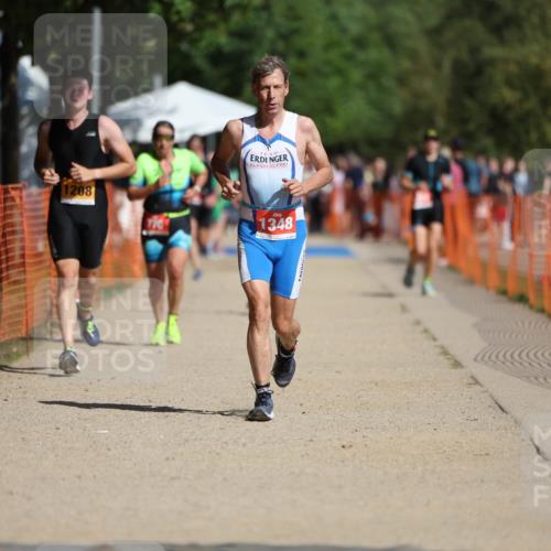 07.09.2025 - 19. Norderstedt Triathlon Michael Strokosch http://msf.ph/oto/8800797 07.09.2025 12:01:23 Laufen 770, 1208, 1348 meine-sportfotos.de