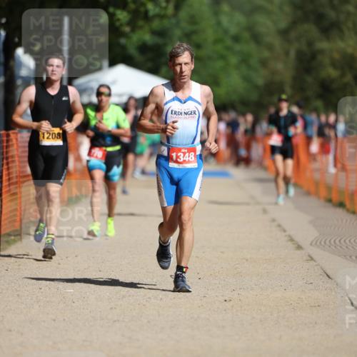 07.09.2025 - 19. Norderstedt Triathlon Michael Strokosch http://msf.ph/oto/8800808 07.09.2025 12:01:23 Laufen 770, 1208, 1348 meine-sportfotos.de