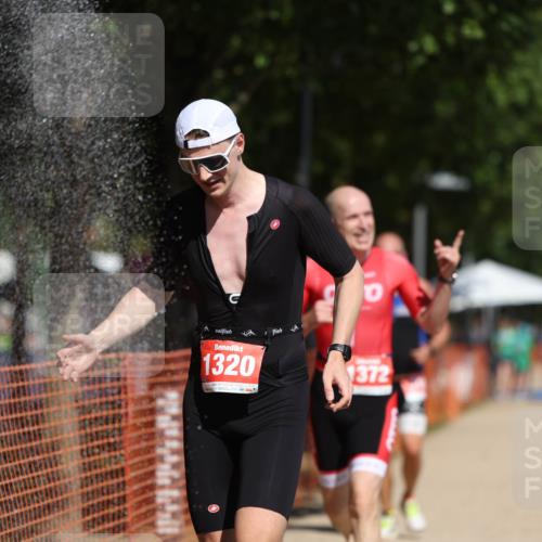 07.09.2025 - 19. Norderstedt Triathlon Michael Strokosch http://msf.ph/oto/8800826 07.09.2025 12:30:58 Laufen 710, 1300, 1320, 1372 meine-sportfotos.de