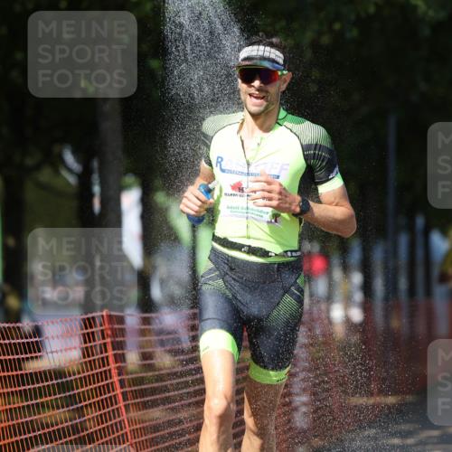 07.09.2025 - 19. Norderstedt Triathlon Michael Strokosch http://msf.ph/oto/8800909 07.09.2025 14:51:42 Laufen 1028, 1469 meine-sportfotos.de