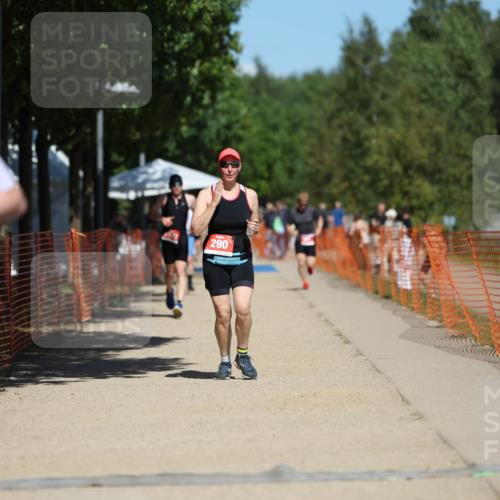 07.09.2025 - 19. Norderstedt Triathlon Michael Strokosch http://msf.ph/oto/8800910 07.09.2025 13:08:57 Laufen 220, 290, 754, 1373 meine-sportfotos.de