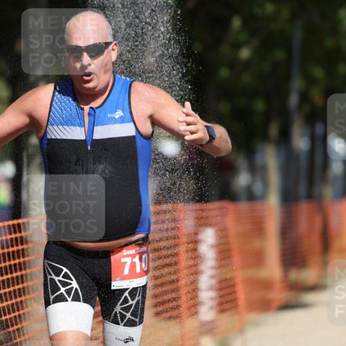 07.09.2025 - 19. Norderstedt Triathlon Michael Strokosch http://msf.ph/oto/8800922 07.09.2025 12:31:03 Laufen 710, 1372 meine-sportfotos.de