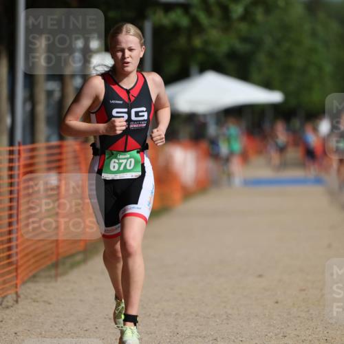 07.09.2025 - 19. Norderstedt Triathlon Michael Strokosch http://msf.ph/oto/8800927 07.09.2025 10:57:52 Laufen 60, 108, 115, 638, 670 meine-sportfotos.de