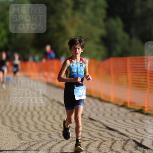 07.09.2025 - 19. Norderstedt Triathlon Michael Strokosch http://msf.ph/oto/8800934 07.09.2025 09:15:01 Laufen 17, 34, 39 meine-sportfotos.de