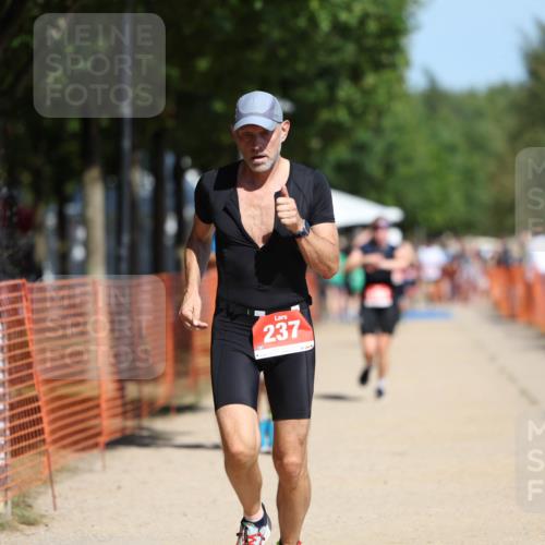 07.09.2025 - 19. Norderstedt Triathlon Michael Strokosch http://msf.ph/oto/8800993 07.09.2025 12:31:18 Laufen 215, 237, 1361 meine-sportfotos.de