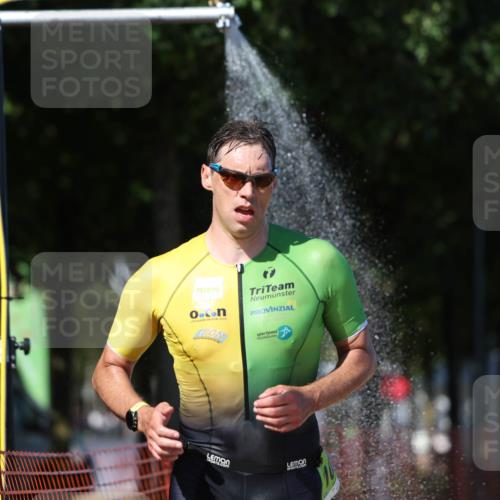 07.09.2025 - 19. Norderstedt Triathlon Michael Strokosch http://msf.ph/oto/8801010 07.09.2025 14:51:48 Laufen 394, 1028 meine-sportfotos.de