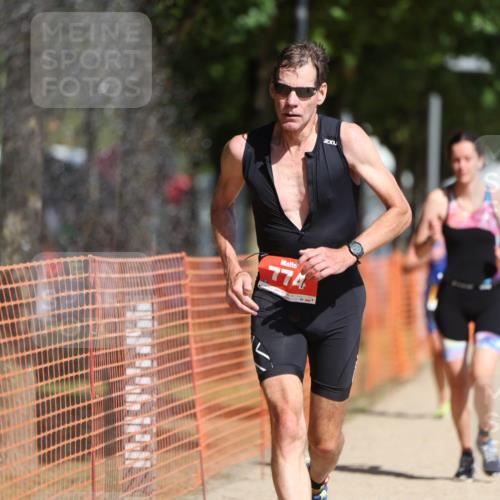 07.09.2025 - 19. Norderstedt Triathlon Michael Strokosch http://msf.ph/oto/8801077 07.09.2025 12:01:35 Laufen 148, 774, 1178, 1301, 1332, 1334 meine-sportfotos.de