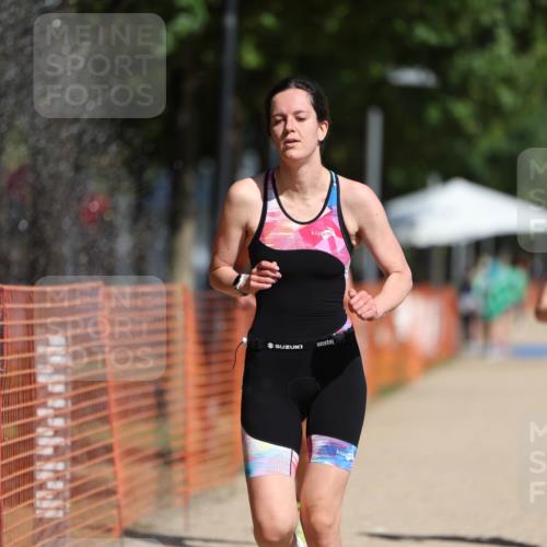 07.09.2025 - 19. Norderstedt Triathlon Michael Strokosch http://msf.ph/oto/8801134 07.09.2025 12:01:38 Laufen 148, 774, 1178, 1301, 1334 meine-sportfotos.de
