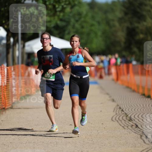 07.09.2025 - 19. Norderstedt Triathlon Michael Strokosch http://msf.ph/oto/8801153 07.09.2025 10:58:09 Laufen 57, 59, 643, 666, 693 meine-sportfotos.de