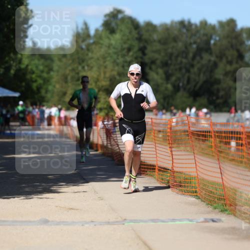 07.09.2025 - 19. Norderstedt Triathlon Michael Strokosch http://msf.ph/oto/8801161 07.09.2025 14:52:07 Laufen 361, 1014 meine-sportfotos.de