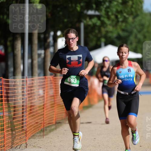 07.09.2025 - 19. Norderstedt Triathlon Michael Strokosch http://msf.ph/oto/8801168 07.09.2025 10:58:10 Laufen 57, 643, 666, 693 meine-sportfotos.de