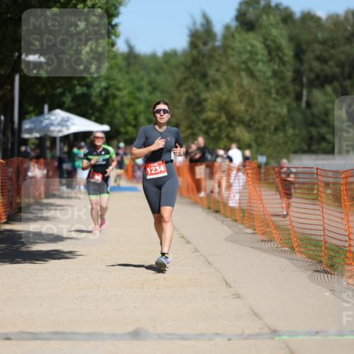 07.09.2025 - 19. Norderstedt Triathlon Michael Strokosch http://msf.ph/oto/8801210 07.09.2025 13:09:37 Laufen 1234, 1396 meine-sportfotos.de