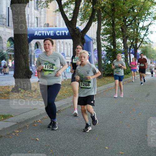 07.09.2025 - BARMER Alsterlauf Yannick Fuchs http://msf.ph/oto/8801227 07.09.2025 11:49:30 Laufen 1156, 10, 1073, 10, 1251, 1268 meine-sportfotos.de