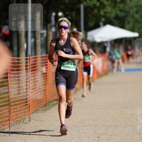 07.09.2025 - 19. Norderstedt Triathlon Michael Strokosch http://msf.ph/oto/8801231 07.09.2025 10:58:13 Laufen 57, 129, 643, 693 meine-sportfotos.de