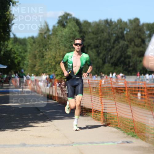 07.09.2025 - 19. Norderstedt Triathlon Michael Strokosch http://msf.ph/oto/8801236 07.09.2025 14:52:10 Laufen 361, 1014 meine-sportfotos.de