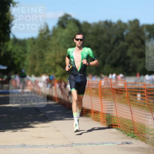 07.09.2025 - 19. Norderstedt Triathlon Michael Strokosch http://msf.ph/oto/8801246 07.09.2025 14:52:10 Laufen 361, 1014 meine-sportfotos.de