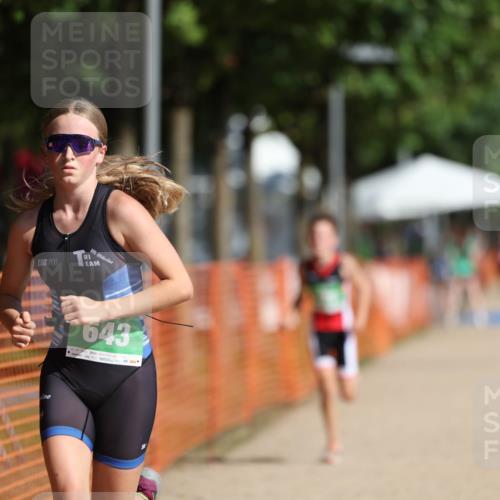 07.09.2025 - 19. Norderstedt Triathlon Michael Strokosch http://msf.ph/oto/8801268 07.09.2025 10:58:15 Laufen 57, 129, 643, 693 meine-sportfotos.de