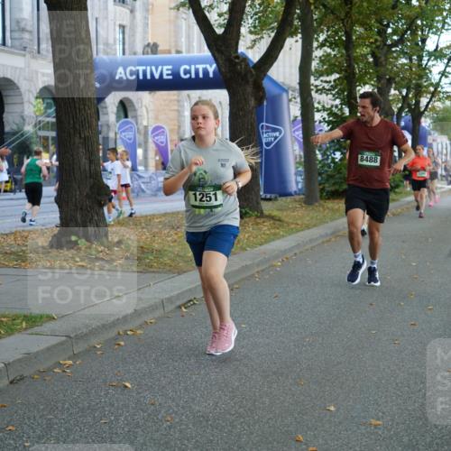 07.09.2025 - BARMER Alsterlauf Yannick Fuchs http://msf.ph/oto/8801270 07.09.2025 11:49:33 Laufen 1251, 10, 8488, 10 meine-sportfotos.de