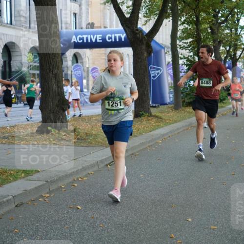 07.09.2025 - BARMER Alsterlauf Yannick Fuchs http://msf.ph/oto/8801277 07.09.2025 11:49:34 Laufen 31, 1251, 10, 8488 meine-sportfotos.de