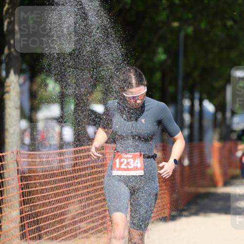 07.09.2025 - 19. Norderstedt Triathlon Michael Strokosch http://msf.ph/oto/8801292 07.09.2025 13:09:41 Laufen 1234, 1396 meine-sportfotos.de