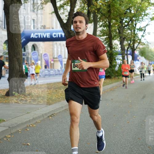 07.09.2025 - BARMER Alsterlauf Yannick Fuchs http://msf.ph/oto/8801296 07.09.2025 11:49:35 Laufen 84 meine-sportfotos.de