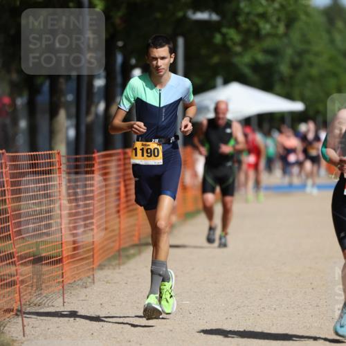 07.09.2025 - 19. Norderstedt Triathlon Michael Strokosch http://msf.ph/oto/8801326 07.09.2025 12:02:14 Laufen 1190, 1217, 1218 meine-sportfotos.de