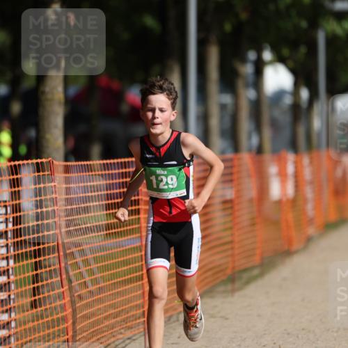 07.09.2025 - 19. Norderstedt Triathlon Michael Strokosch http://msf.ph/oto/8801333 07.09.2025 10:58:17 Laufen 57, 129, 643 meine-sportfotos.de