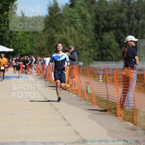 07.09.2025 - 19. Norderstedt Triathlon Michael Strokosch http://msf.ph/oto/8801359 07.09.2025 12:32:02 Laufen 201, 741 meine-sportfotos.de