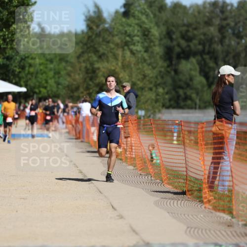07.09.2025 - 19. Norderstedt Triathlon Michael Strokosch http://msf.ph/oto/8801365 07.09.2025 12:32:02 Laufen 201, 741 meine-sportfotos.de